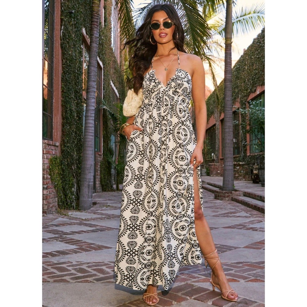 Vici Honolulu Womens Size Large Halter Rayon Maxi Flowy Dress Tropical Beach